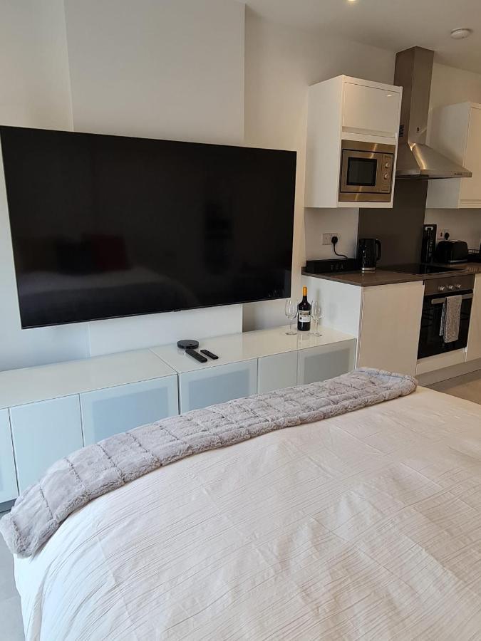 Lovely Central Studio King Bed Gibraltar Exterior photo